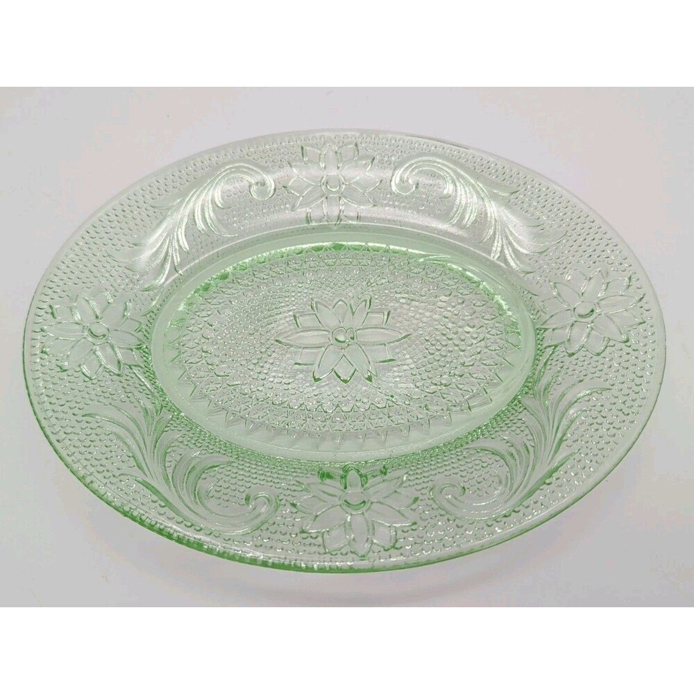 Vintage Pressed Tiara Indiana Chantilly Green Glass Snack Plate